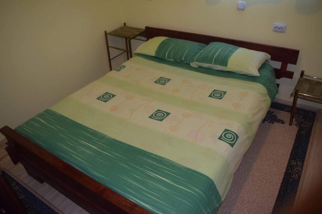 Bozovic Mv Apartments ซลาตีบอร์ ภายนอก รูปภาพ