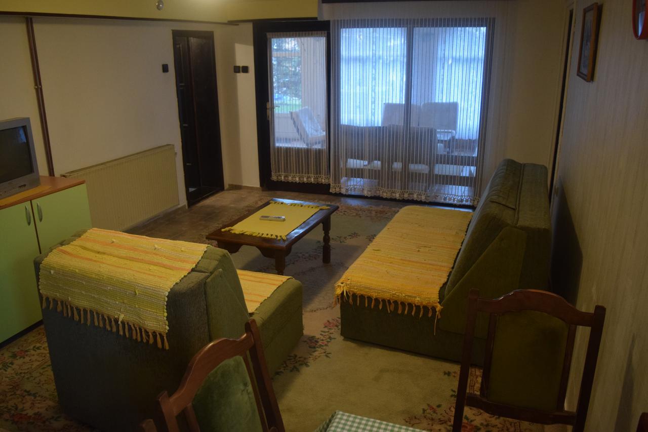 Bozovic Mv Apartments ซลาตีบอร์ ภายนอก รูปภาพ
