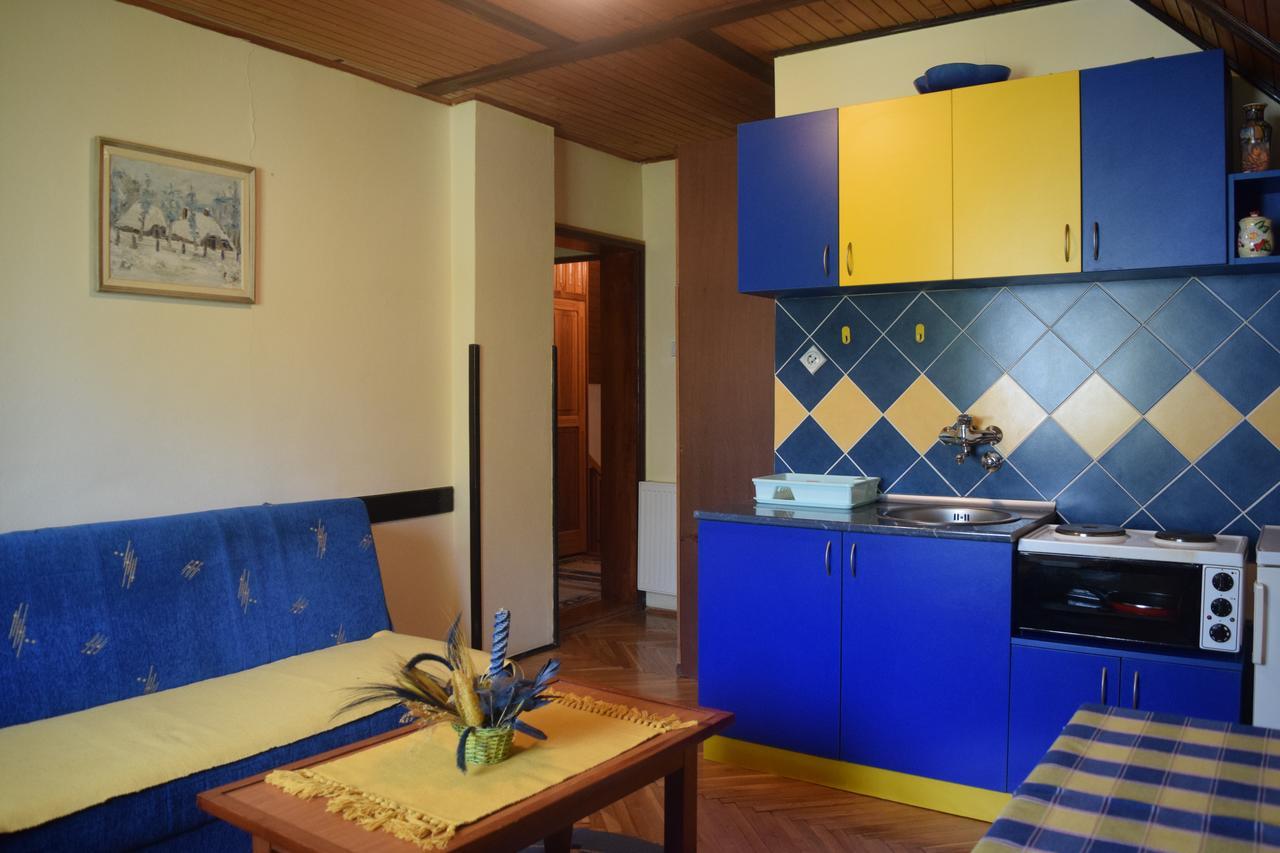 Bozovic Mv Apartments ซลาตีบอร์ ภายนอก รูปภาพ